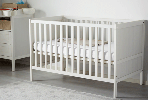 From Crib to Bed: All You Need to Know, from lernin blog