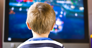 Lee más sobre el artículo Niños y tele: tiempos, recomendaciones y alternativas